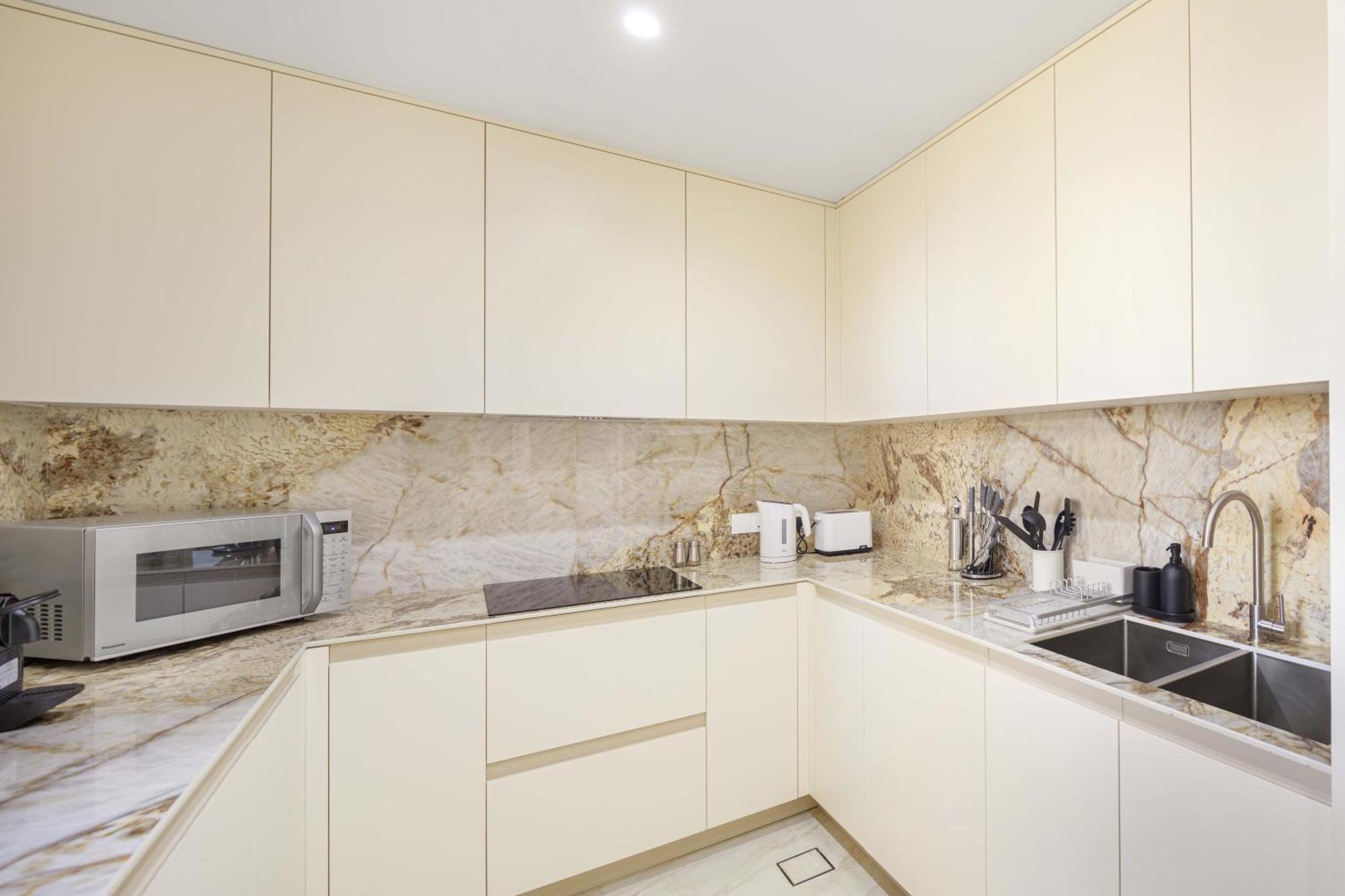 Happy Academia Jbr Apartment Dubai Exterior photo